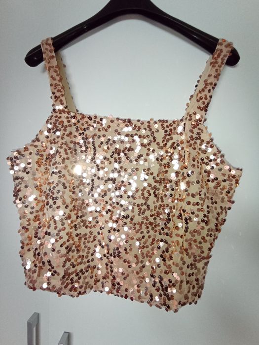 Top cu paiete auriu Sinsay