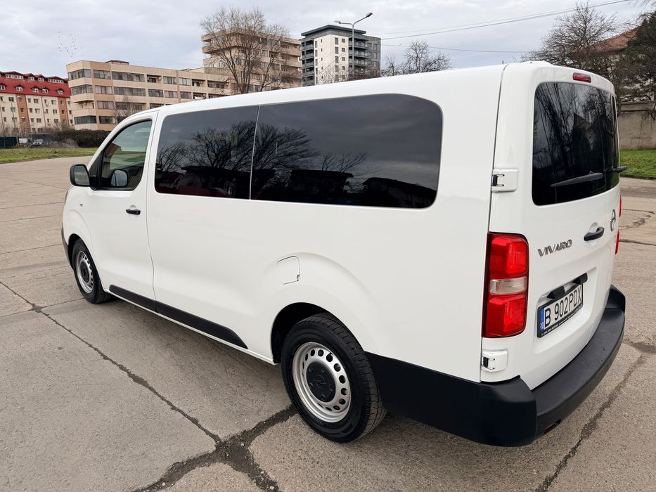 Opel Vivaro-9 locuri-an 2021-lunga-clima fata/spate-proprietar de nou!