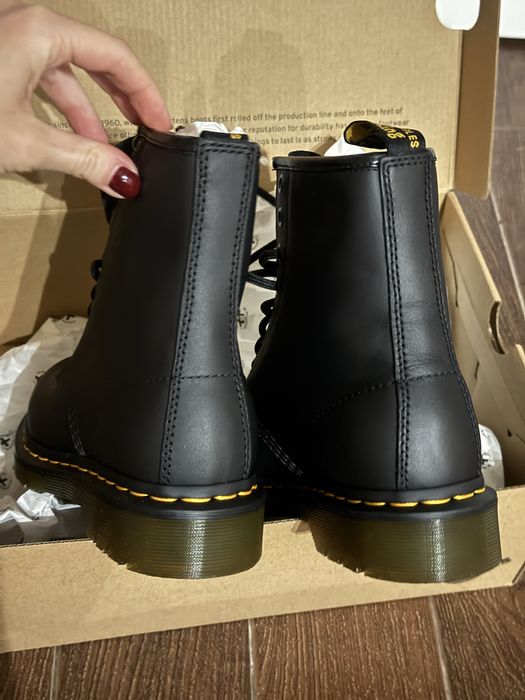 Cizme Dr Martens piele naturala