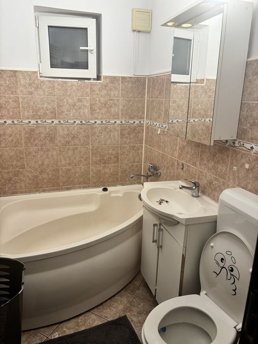 De inchiriat Apartament 2 camere Podgoria