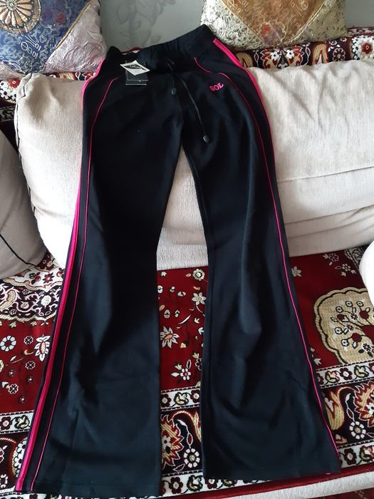 Штаны  спортивные  для девочки