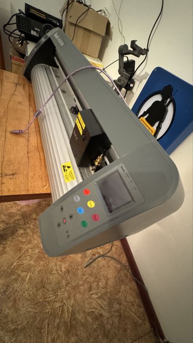 Режуший плоттер и термопрес