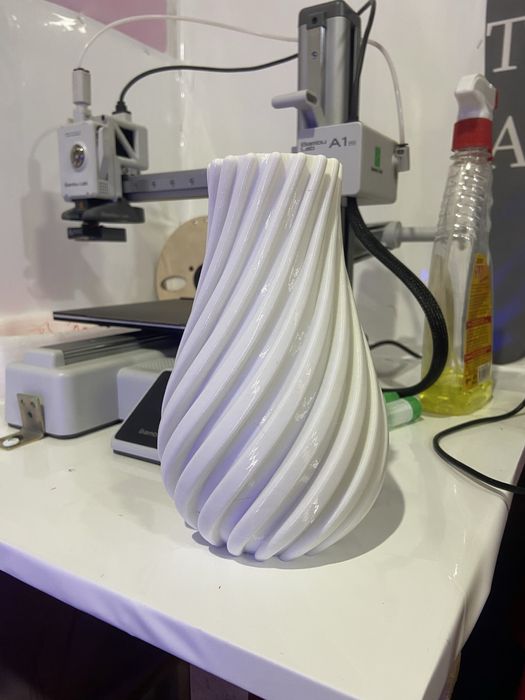 Срочно продаёться 3Д принтер BambuLab mini