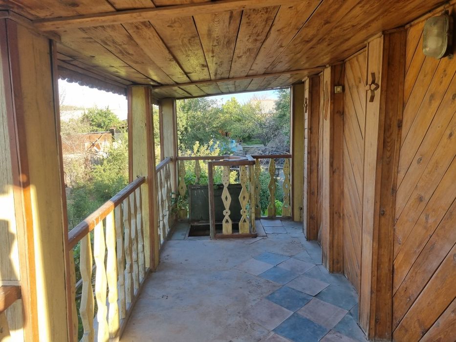 Продаётся  Дача Уазис, 2 этажный Дом баня, басейн, летний зимний гараж