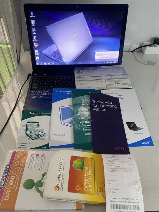 Продам ноутбук ACER с документами, работает