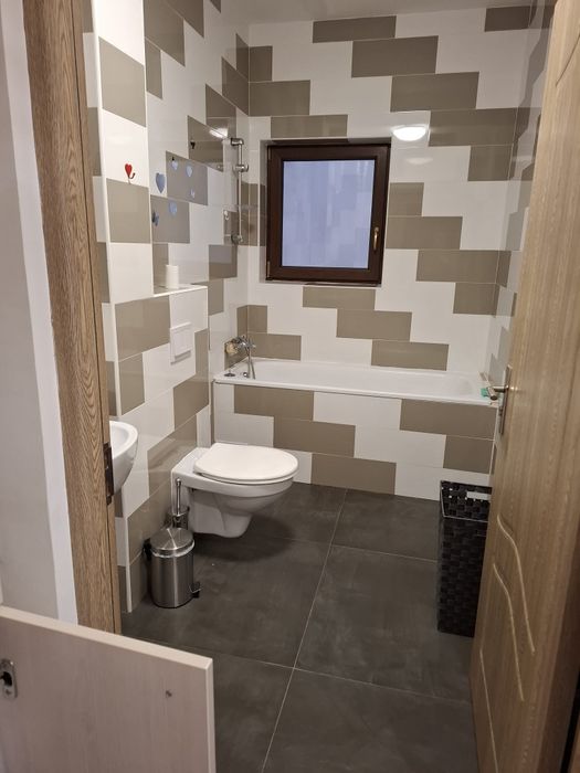 Apartament spre închiriat