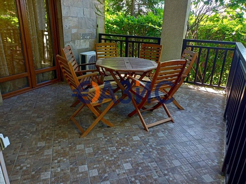 Продава се Тристаен апартамент в Созопол - 92 кв.м за 1500 €/кв.м - Снимка #12