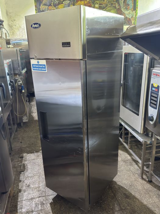 Професионален Хладилник Atosa 410L