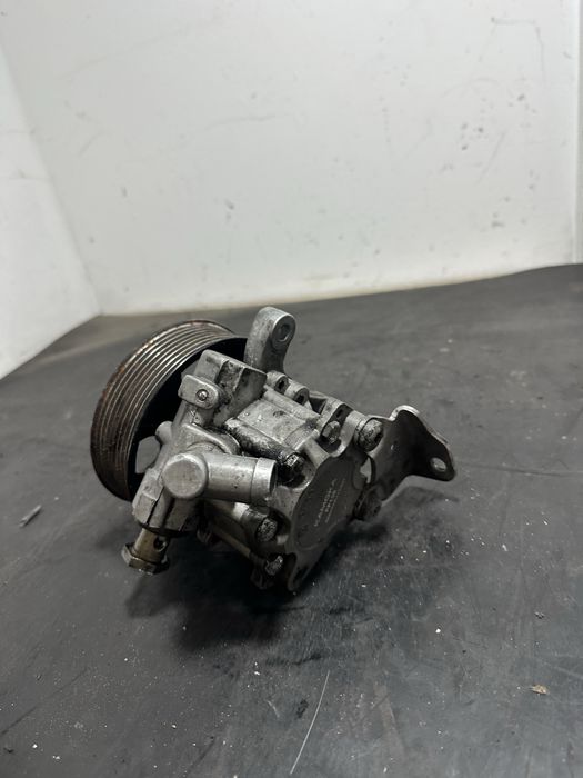 Pompa servo servodirectie Mercedes Sprinter 3.0 CDI Sprinter 318 319