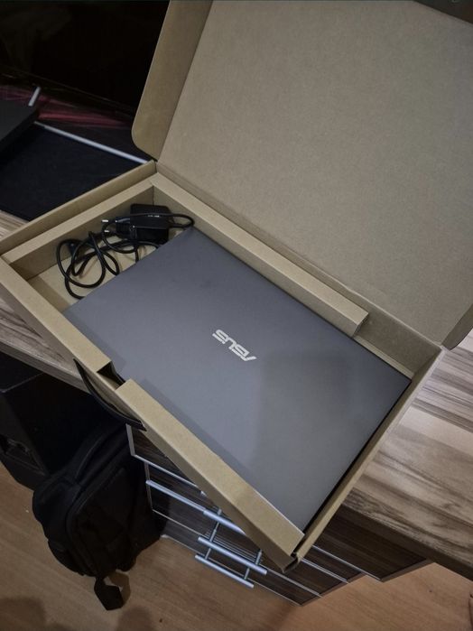 Asus Vivobook 2022 года Ssd 128Gb/4Gb