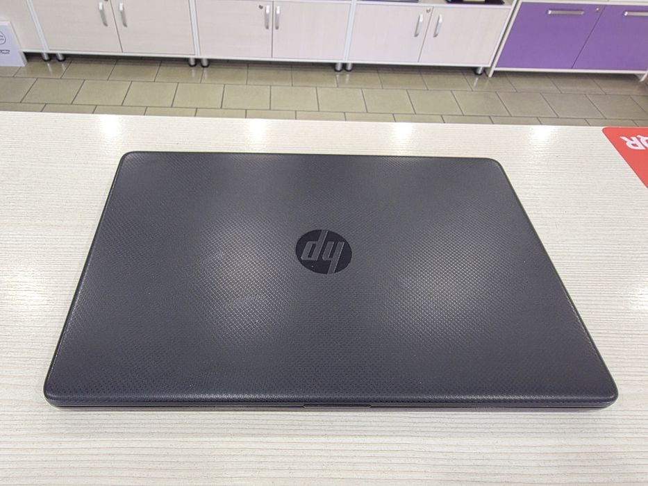 Ноутбук HP (8 Gb DDR4, 256 Gb SSD)