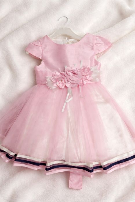 Платье на девочку