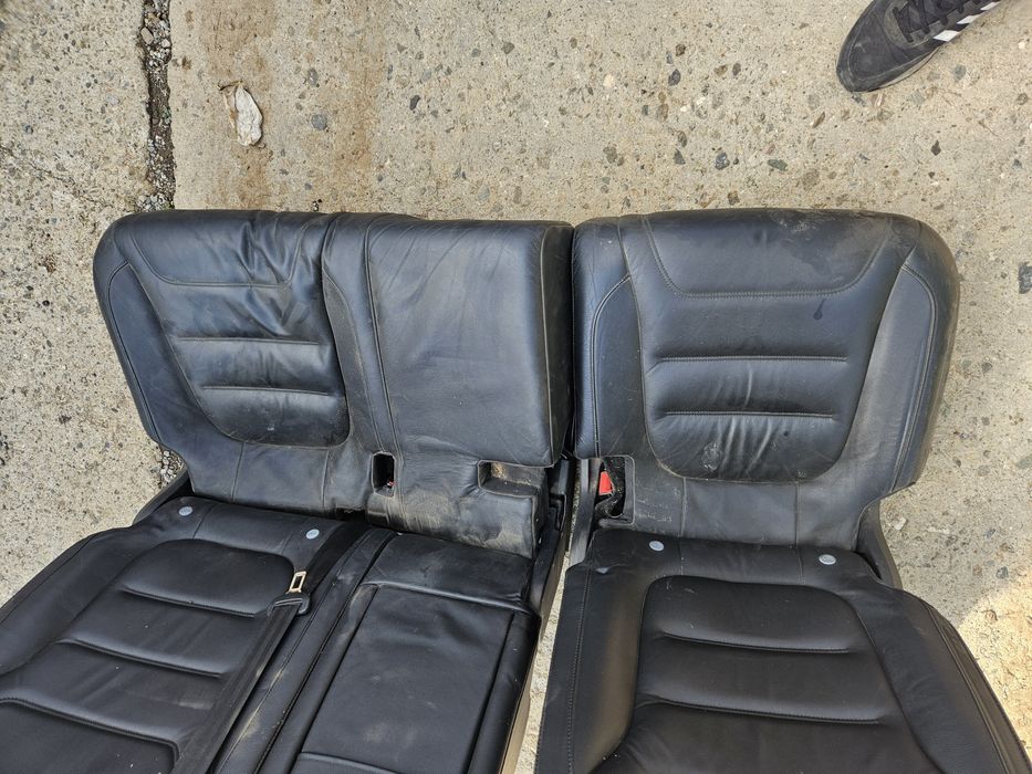 Кожен салон за Vw Tuareg 2013година