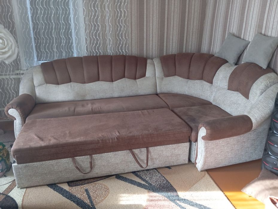 Продам угловой диван