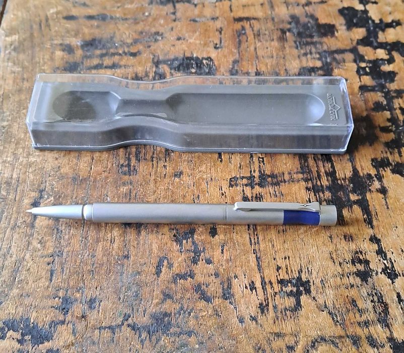 ролер Марксман Marksman rollerball pen метален, за писане с гумена част