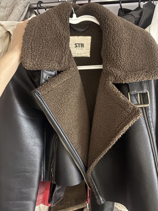 Чисто ново кожено яке Stradivarius