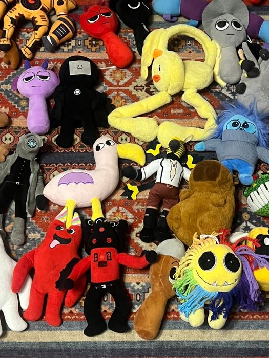 Игрушки из разных коллекций