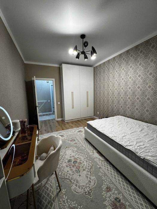 Продам 4х комн кв Альтаир