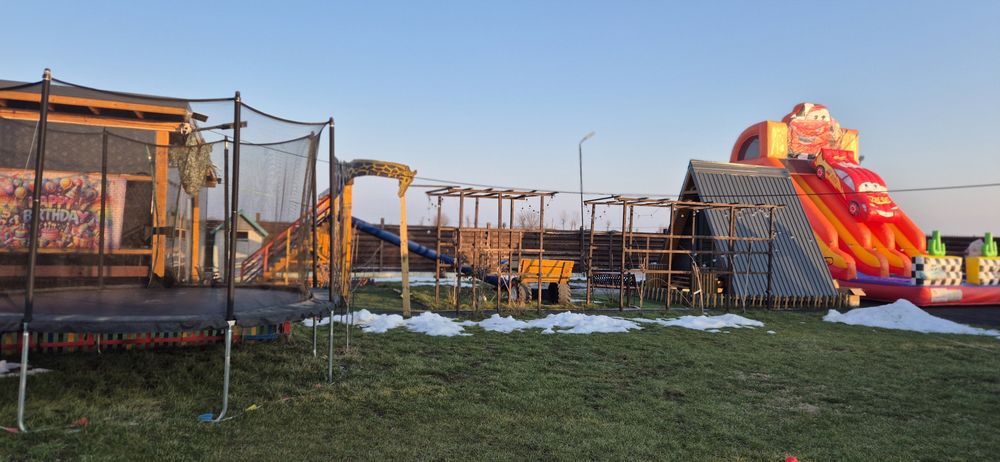 Loc de joaca, trambulina, topogan gonfabil