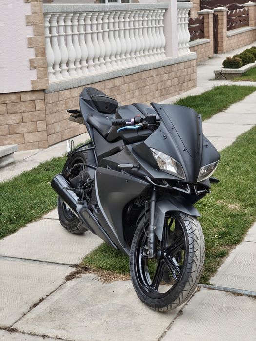Yamaha yzf r125 A1 16 ani