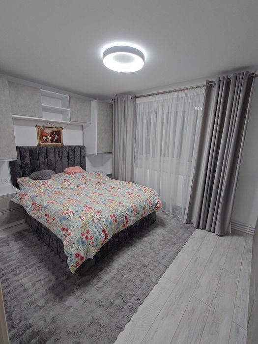 Apartament Mobilat+Utilat,3 camere Târgoviște M11