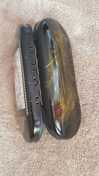 Кутийка за очила - уникат, ръчна изработка