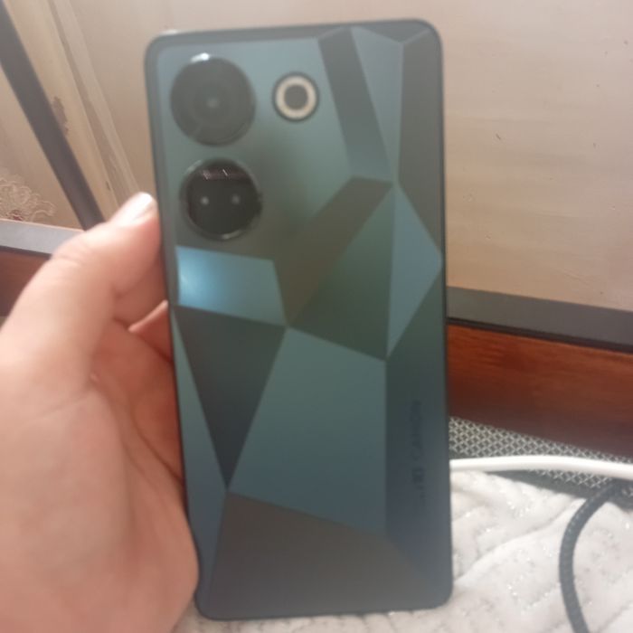 Texno  CAMON 20 Pro