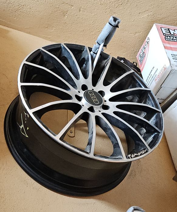 Schimb doua seturi de Jantele R20 pentru AUDI cu 1 set pe R18 OE