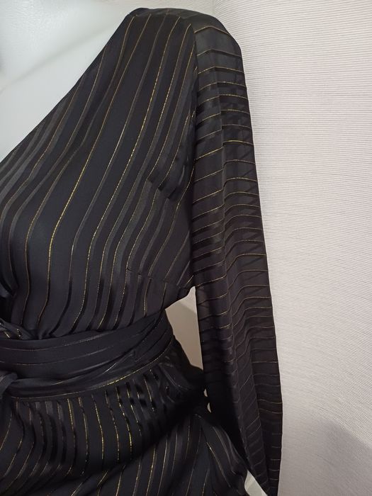 Massimo Dutti елегантна черна рокля, размер 40