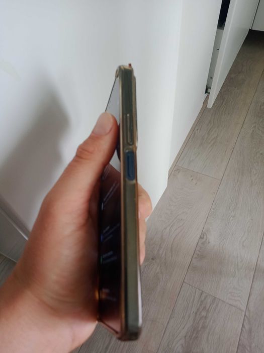 Продам телефон Vivo y19s