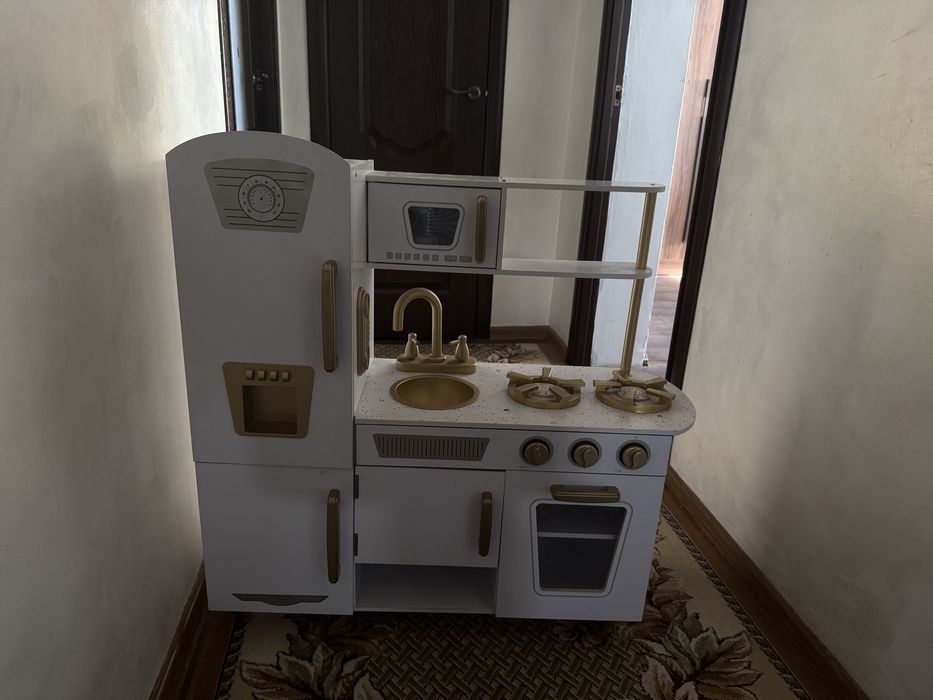 Продам кухонный гарнитор детский