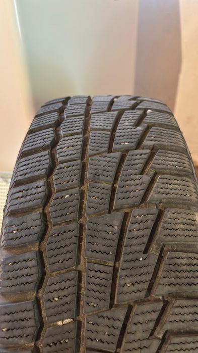 Зимние шина 195/55R15