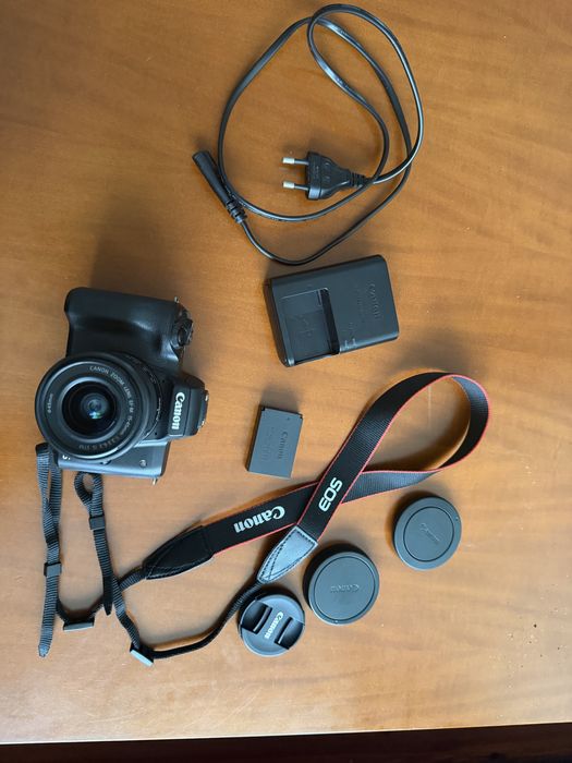 Фотоапарат Canon EOS M50