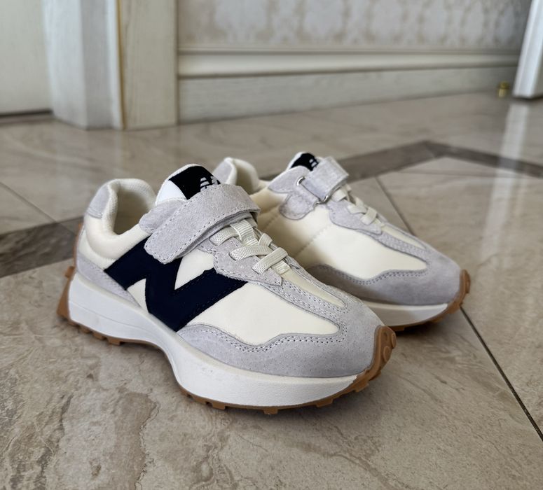 Кроссовки детские