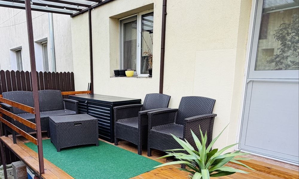 Apartament 3 camere cu parcare str.Tineretului