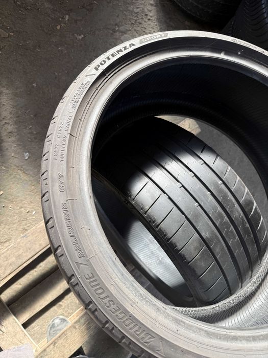 2x Anvelope Vara 225/35 R18 - Bridgestone Potenza Sport