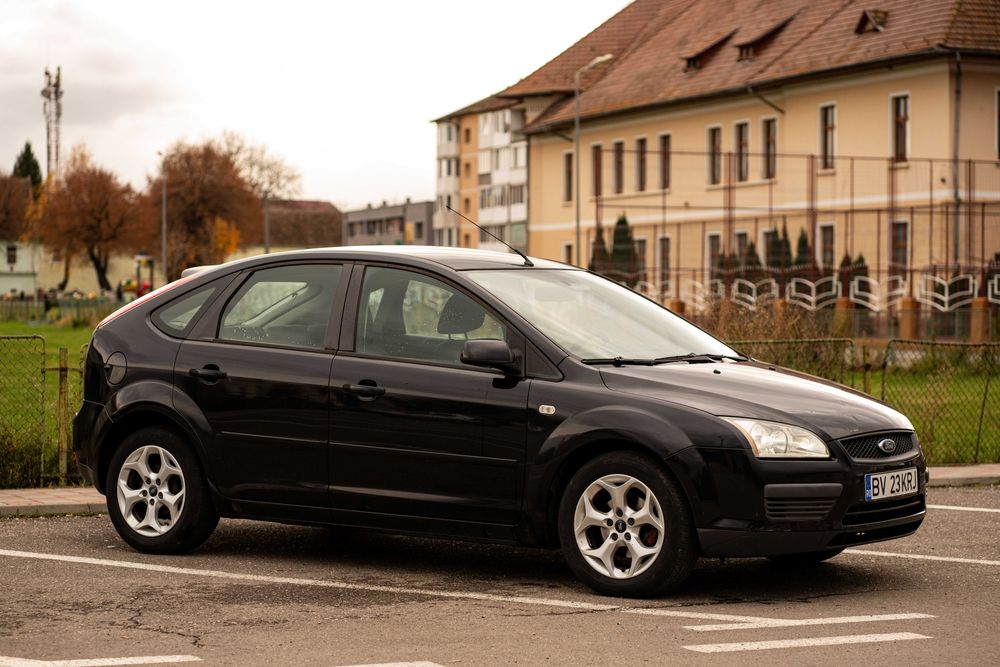 Ford Focus 2 1.6 benzina