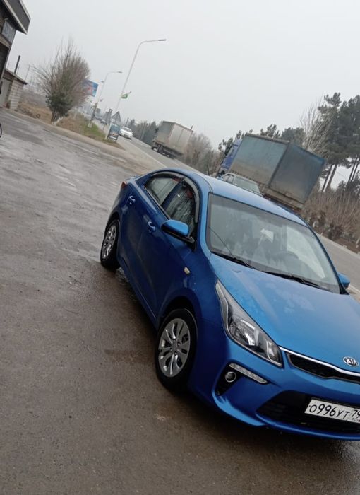 Срочно продам машину