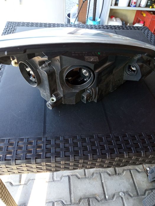 Ляв фар,за Форд Фиеста 2018г