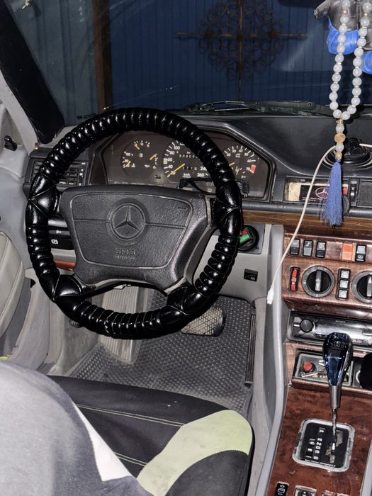 Mercedes Benz E 320