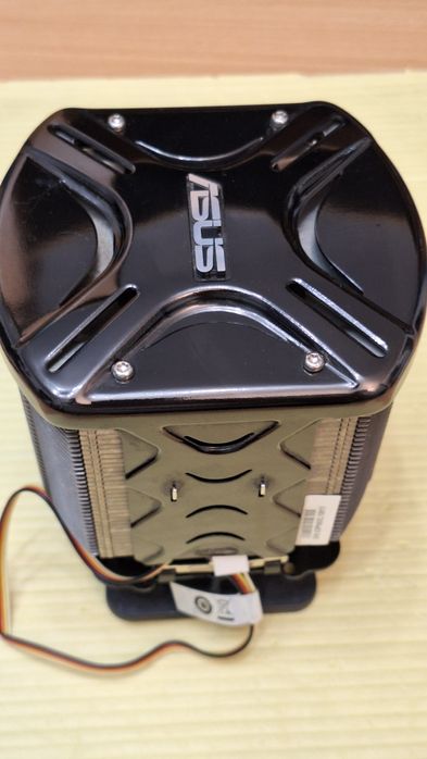 Cooler tower Asus pentru PC Desktop