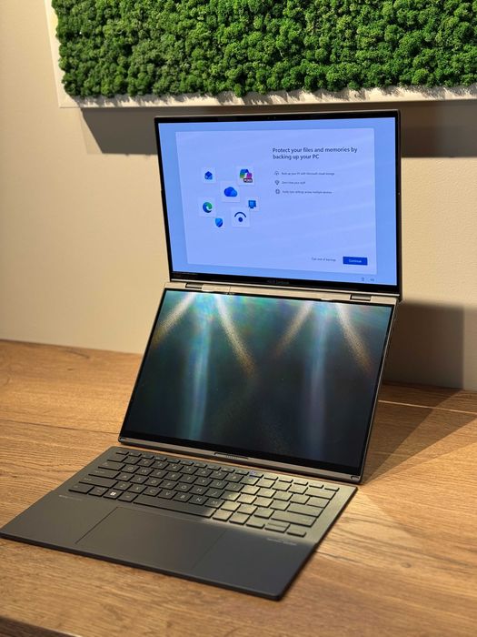 Laptop 2-in-1 ASUS Zenbook Duo 14" OLED Ultra 7 16GB 1TB SSD Firma