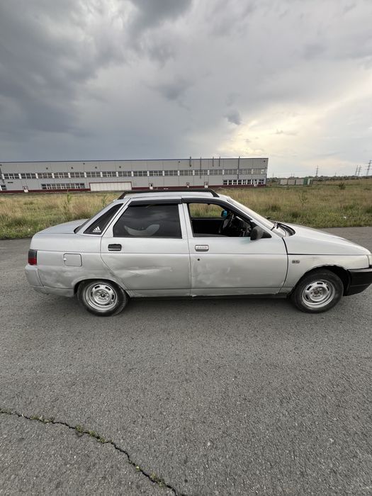 Продам ваз лада 2110