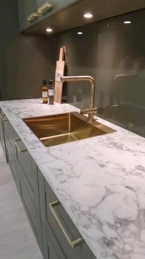 Столешницы из искусственный камень