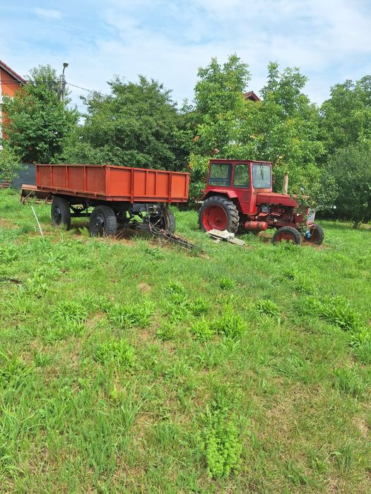 Tractor UTB 650 gata de lucru