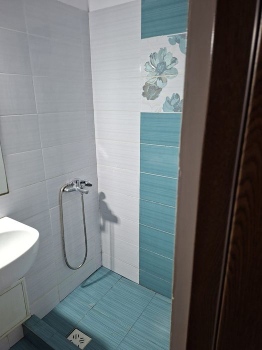 Vând apartament 3 camere