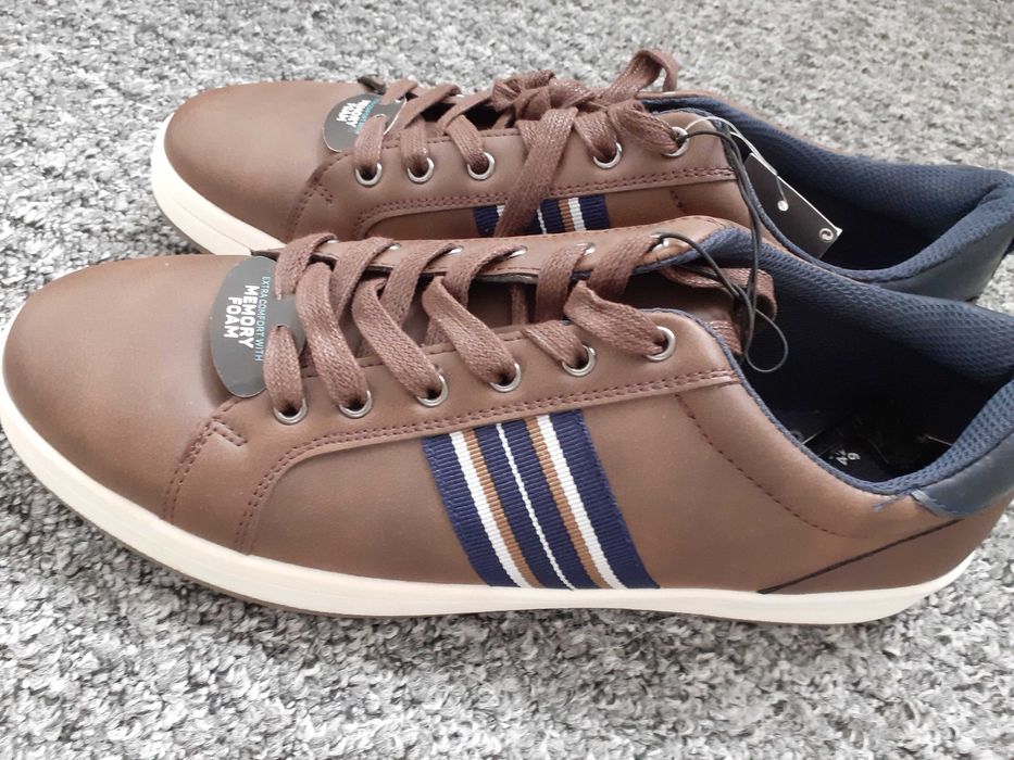 нови мъжки обувки р-р 42