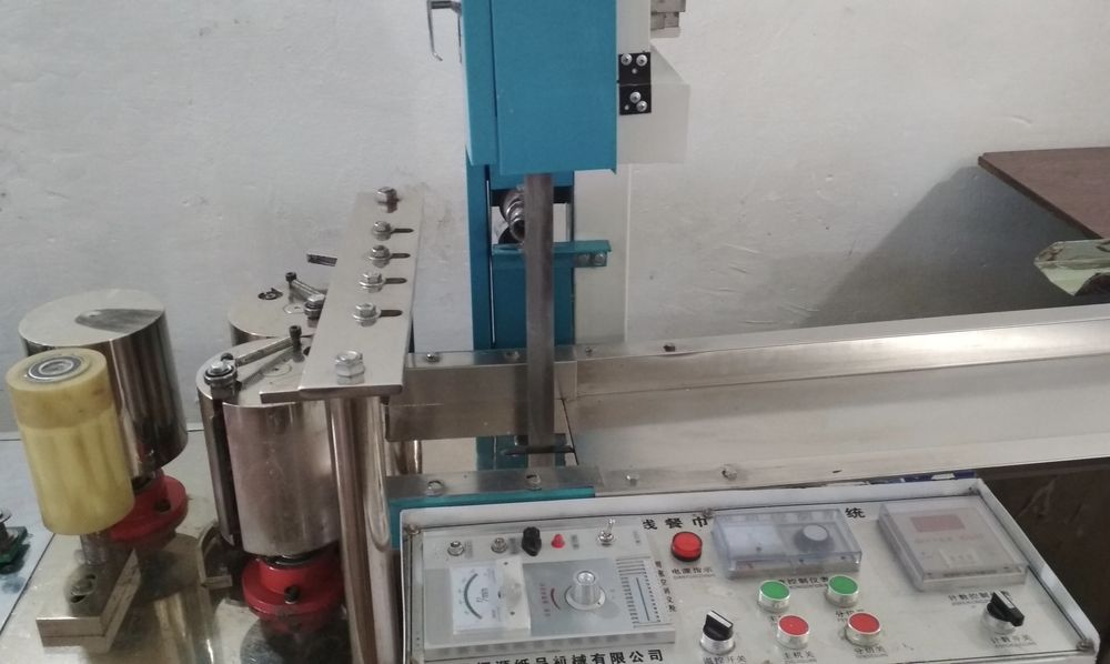 Салфетка станок сотилади