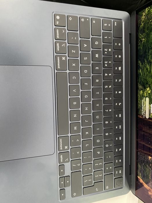 MacBook Air 13-inch M4 / 256 Gb / Black