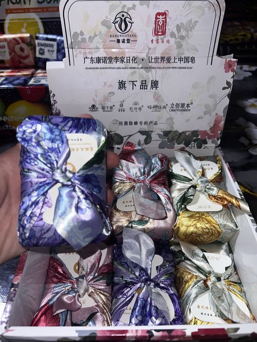 Мыло с платком из китая